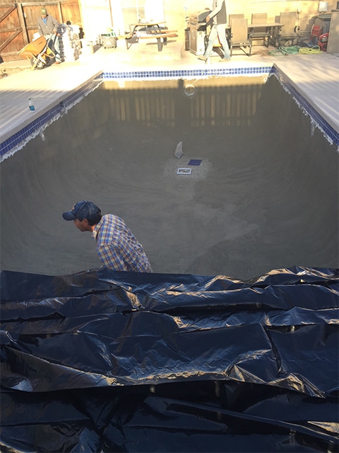 Relining of existing pool